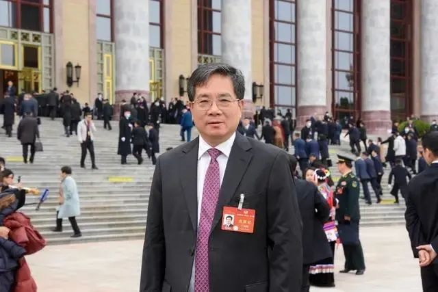 全國政協(xié)委員、貝達藥業(yè)董事長兼首席執(zhí)行官丁列明