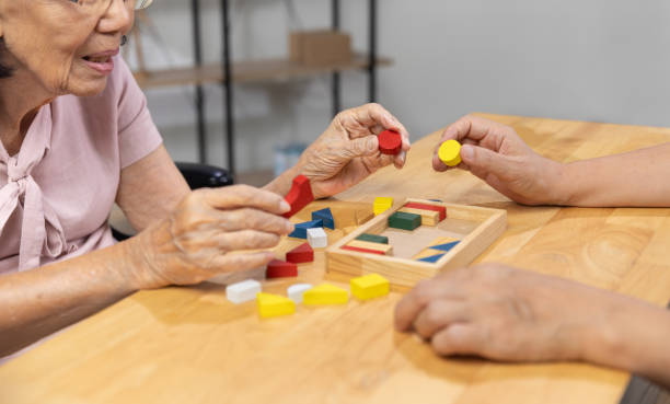 干細(xì)胞治療后阿爾茨海默病患者：延緩認(rèn)知衰退的日常管理策略